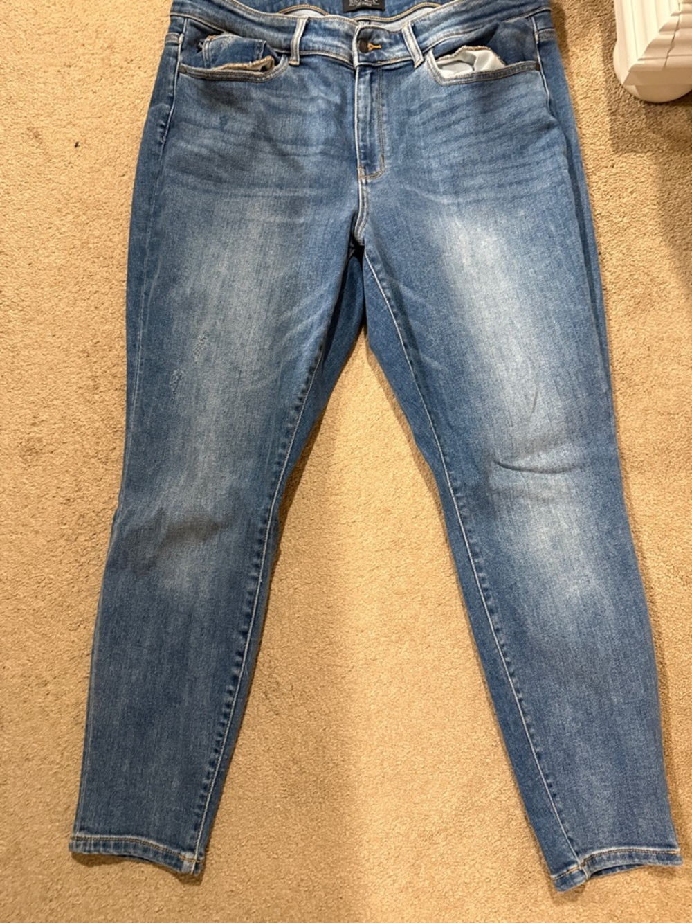 Judy Blue Light-Mid Blue Skinny Jeans